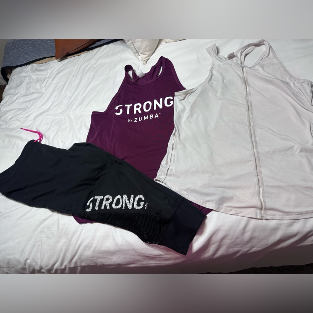 Strong by Zumba bundle size XL